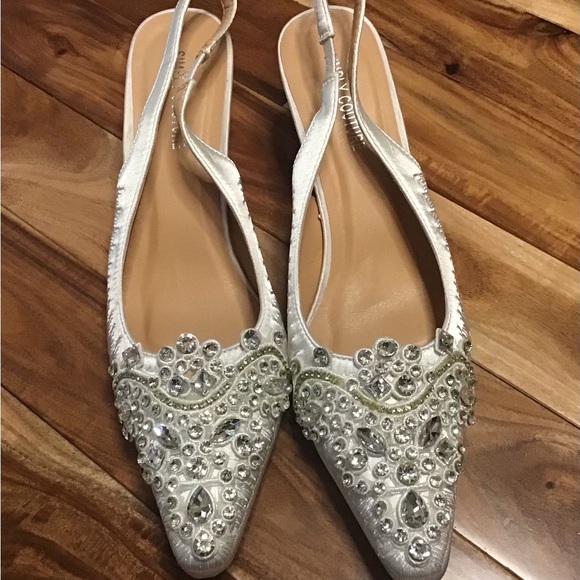 NIB - white satin fabric rhinestone slingback pumps - Picture 3 of 5